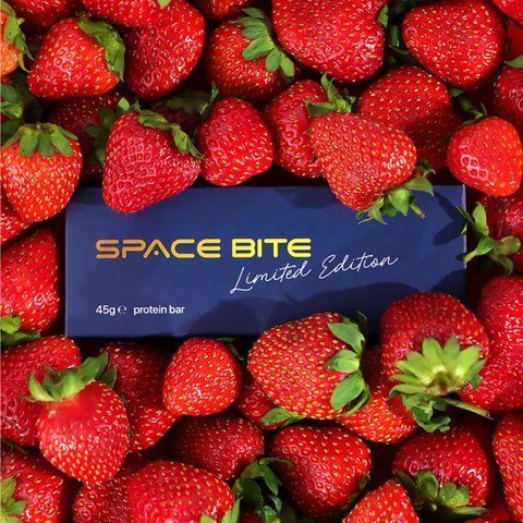Space Bite - 10x45g Limited Edition Strawberry 2023-10-6318 фото